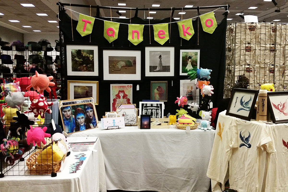 Taneko Says Hello table booth display at Oddmall