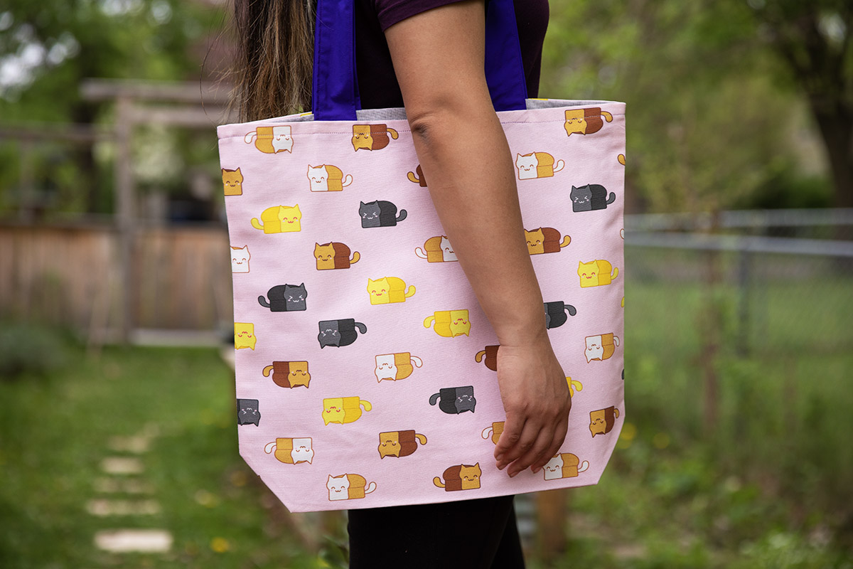 Tote bag of Meow-Bao Catloaves // Sophia Adalaine at Taneko Says Hello